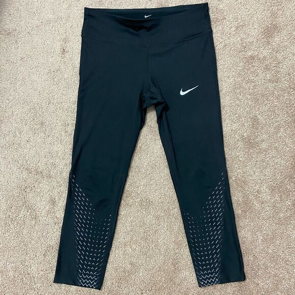 Nike Dri Fit Mesh Capri Leggings - Picture 1 of 7